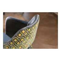 Wohnart Lana Südtirol James Stuhl