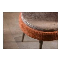 Wohnart Lana Südtirol Rhys Stuhl Hocker