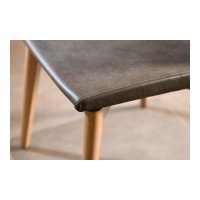 Wohnart Lana Südtirol Rikki Stuhl