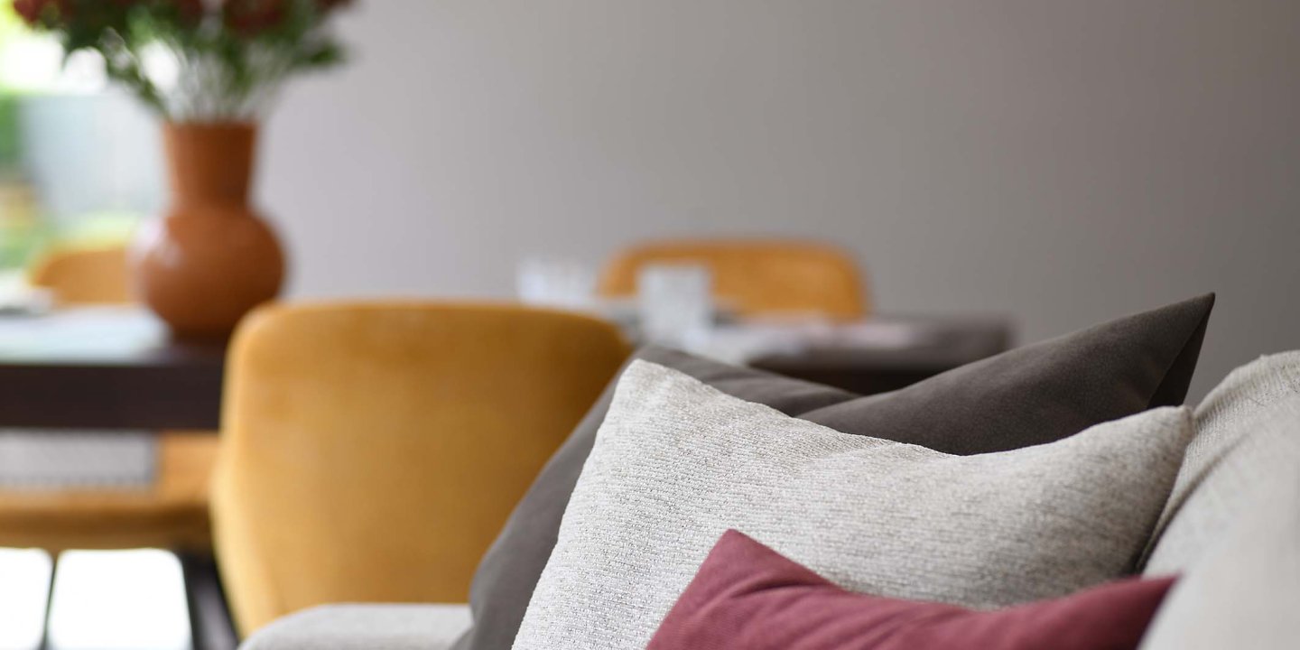 Flexibel, hochwertig, stylish, praktisch, rustikal, modern. Mit welchem Tisch können wir dienen?