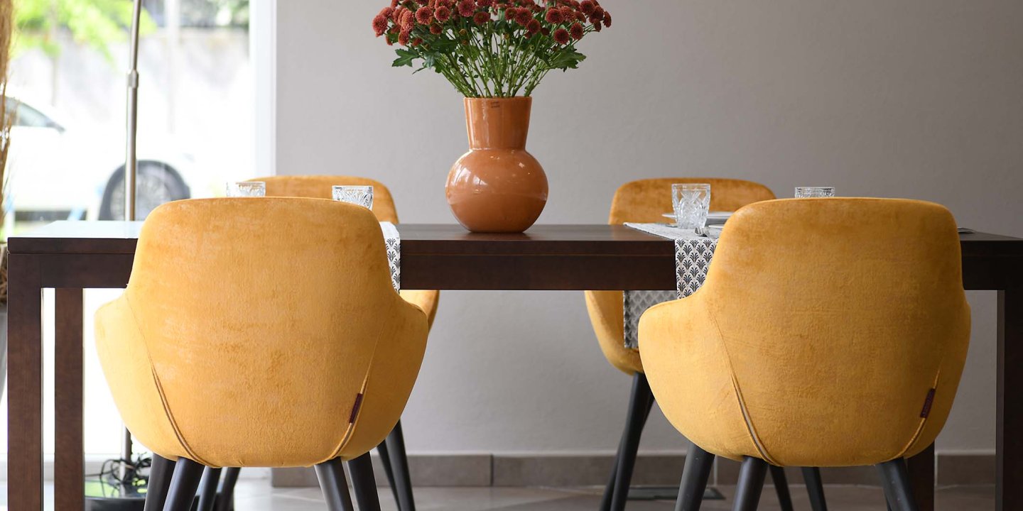 Flexibel, hochwertig, stylish, praktisch, rustikal, modern. Mit welchem Tisch können wir dienen?