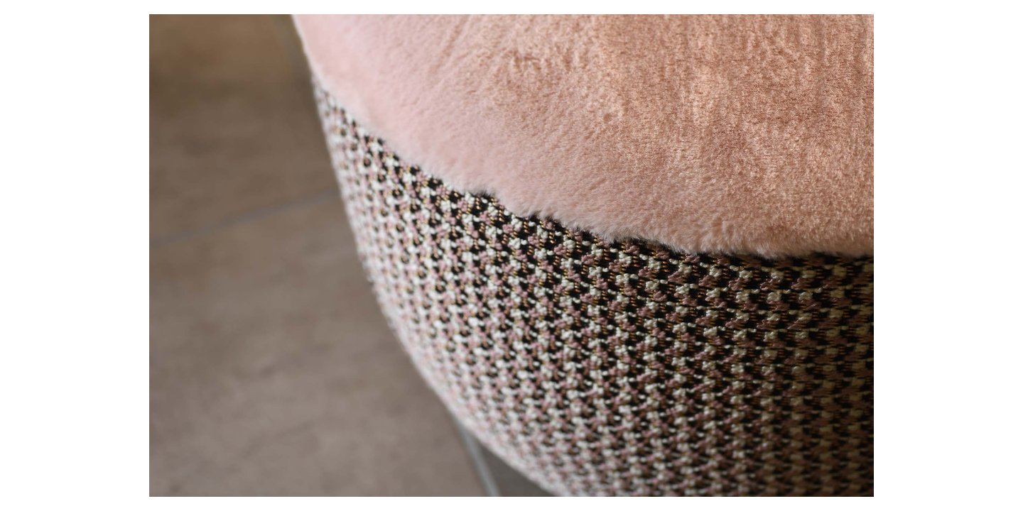 Wohnart Lana Südtirol Pouf