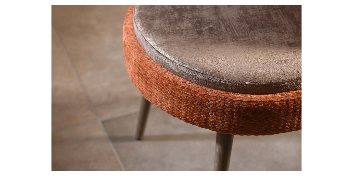 Wohnart Lana Südtirol Rhys Stuhl Hocker